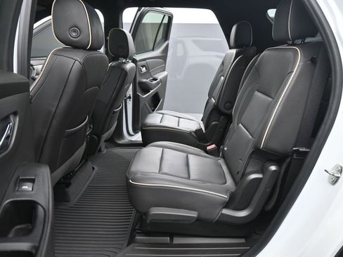 Used 2023 Chevrolet Traverse Premier w/ Redline Edition image 13