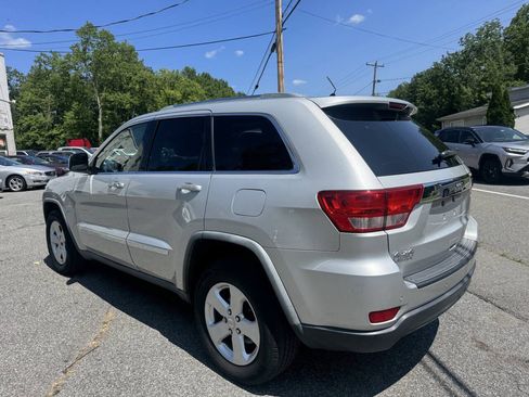Used 2012 Jeep Grand Cherokee Laredo AWD/4WD image 9
