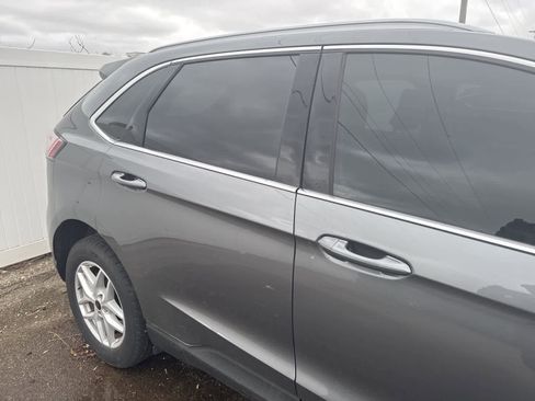 Used 2023 Ford Edge SEL image 19