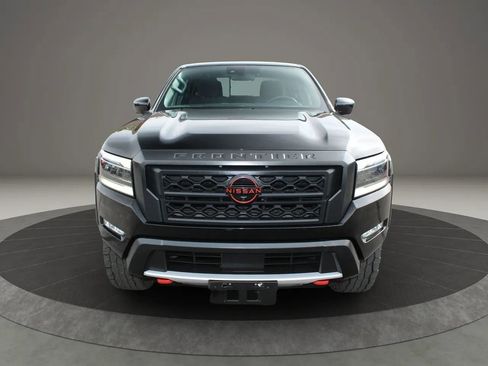 Used 2023 Nissan Frontier PRO-4X w/ Pro Convenience Package image 2