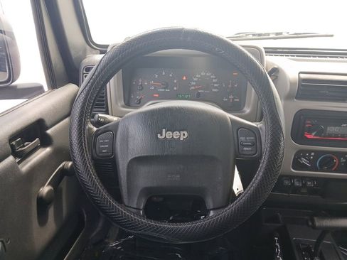 Used 2006 Jeep Wrangler Unlimited AWD/4WD image 12