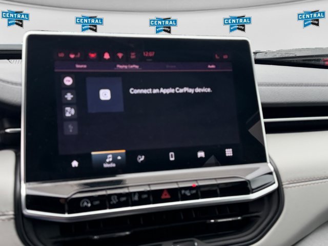 Used 2024 Jeep Compass Limited AWD/4WD image 19