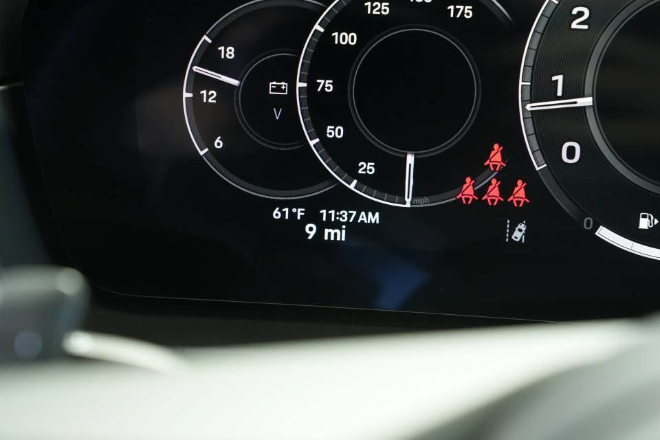 Certified 2026 Porsche Cayenne AWD/4WD image 15