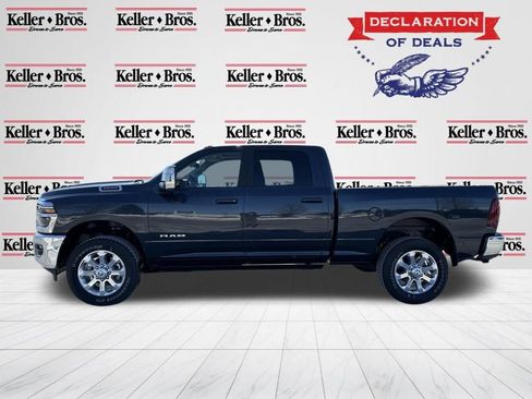 New 2026 RAM 3500 Laramie AWD/4WD image 4