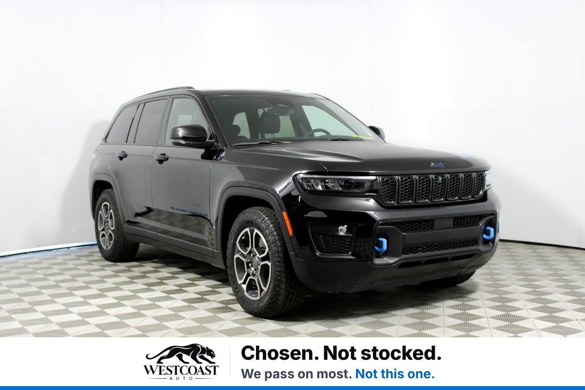 Used 2023 Jeep Grand Cherokee Trailhawk AWD/4WD image 1