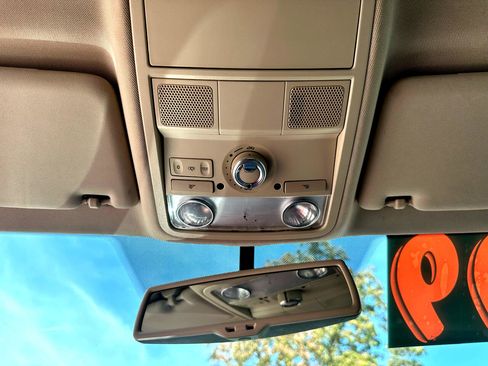 Used 2013 Volkswagen Passat TDI SE image 15