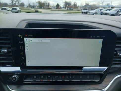 Used 2024 GMC Sierra 3500 SLT w/ SLT Premium Package image 22