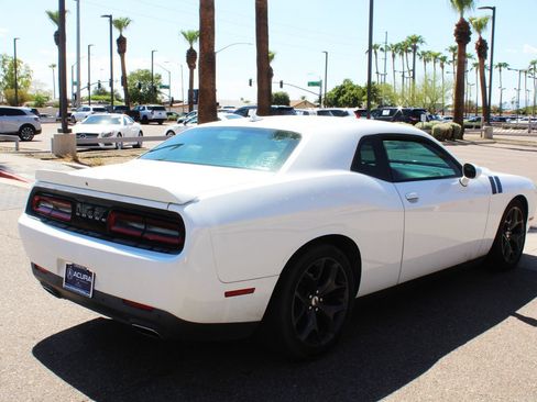 Used 2018 Dodge Challenger SXT Plus RWD image 5