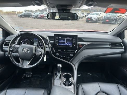 Certified 2021 Toyota Camry SE image 15