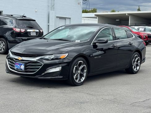 Used 2024 Chevrolet Malibu LT FWD image 3