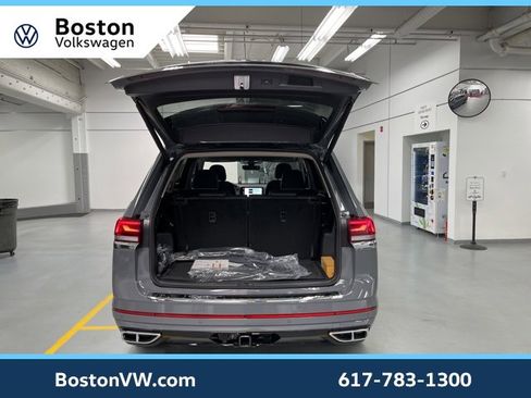 New 2025 Volkswagen Atlas SEL Premium R-Line image 30