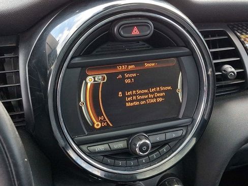 Used 2017 MINI Cooper S image 17