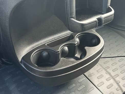 Used 2025 RAM ProMaster 2500 w/ Storage Group image 25