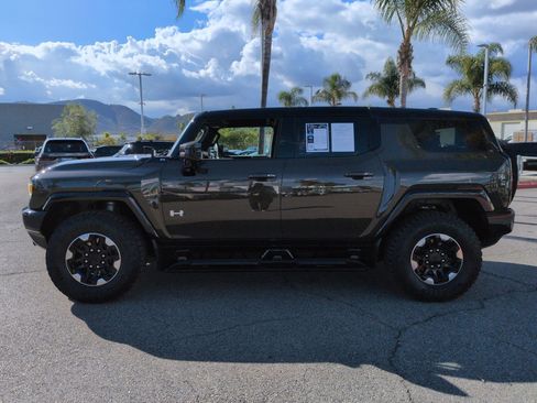 Used 2024 GMC Hummer EV 2X w/ Extreme Off-Road Package image 7