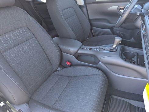 New 2026 Honda HR-V LX image 7