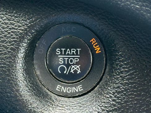Used 2014 Jeep Cherokee Trailhawk w/ Comfort/Convenience Group AWD/4WD image 25