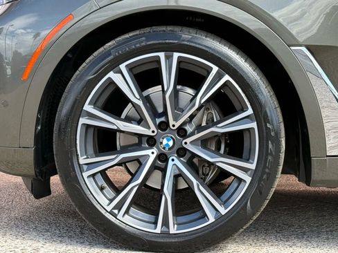 Used 2021 BMW X7 xDrive40i w/ Executive Package image 28