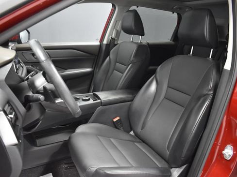 Certified 2023 Nissan Rogue SV w/ SV Premium Package AWD/4WD image 5