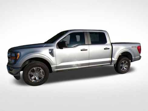 Used 2023 Ford F150 XLT AWD/4WD image 3