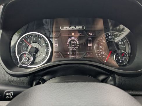 Used 2024 RAM 1500 Laramie AWD/4WD image 27