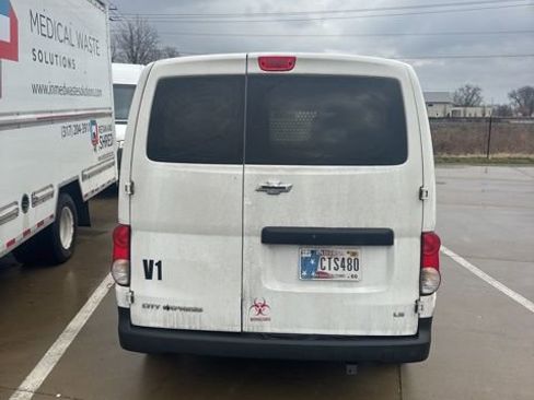 Used 2015 Chevrolet City Express LS image 9