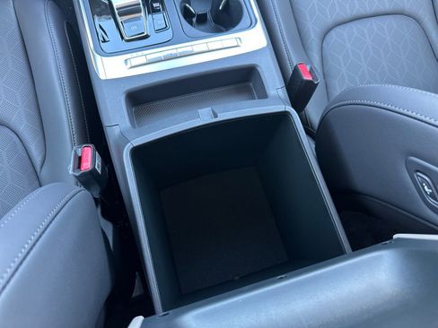 New 2026 Kia Carnival EX FWD image 31