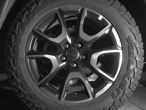 Used 2025 Jeep Compass Trailhawk AWD/4WD image 14
