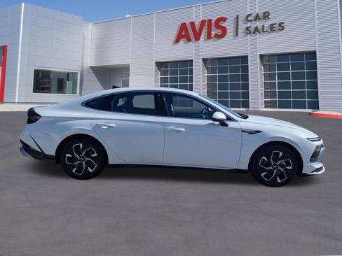 Used 2025 Hyundai Sonata SEL FWD image 5