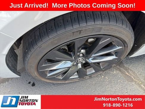 Used 2024 Toyota Corolla SE FWD image 7