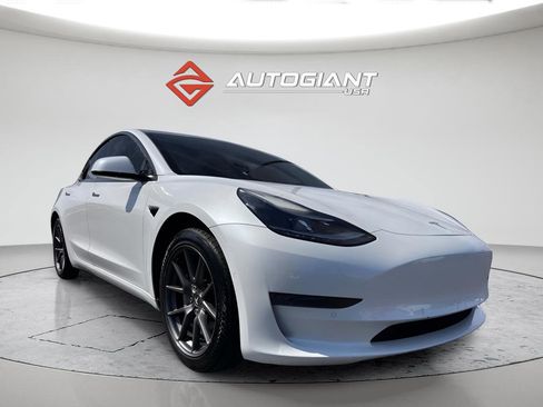 Used 2021 Tesla Model 3 Standard Range Plus image 11