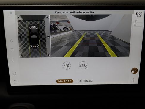 New 2025 Land Rover Defender 90 V8 image 12