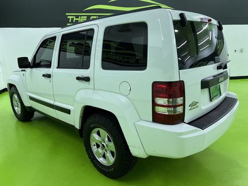 Used 2012 Jeep Liberty Sport AWD/4WD image 7