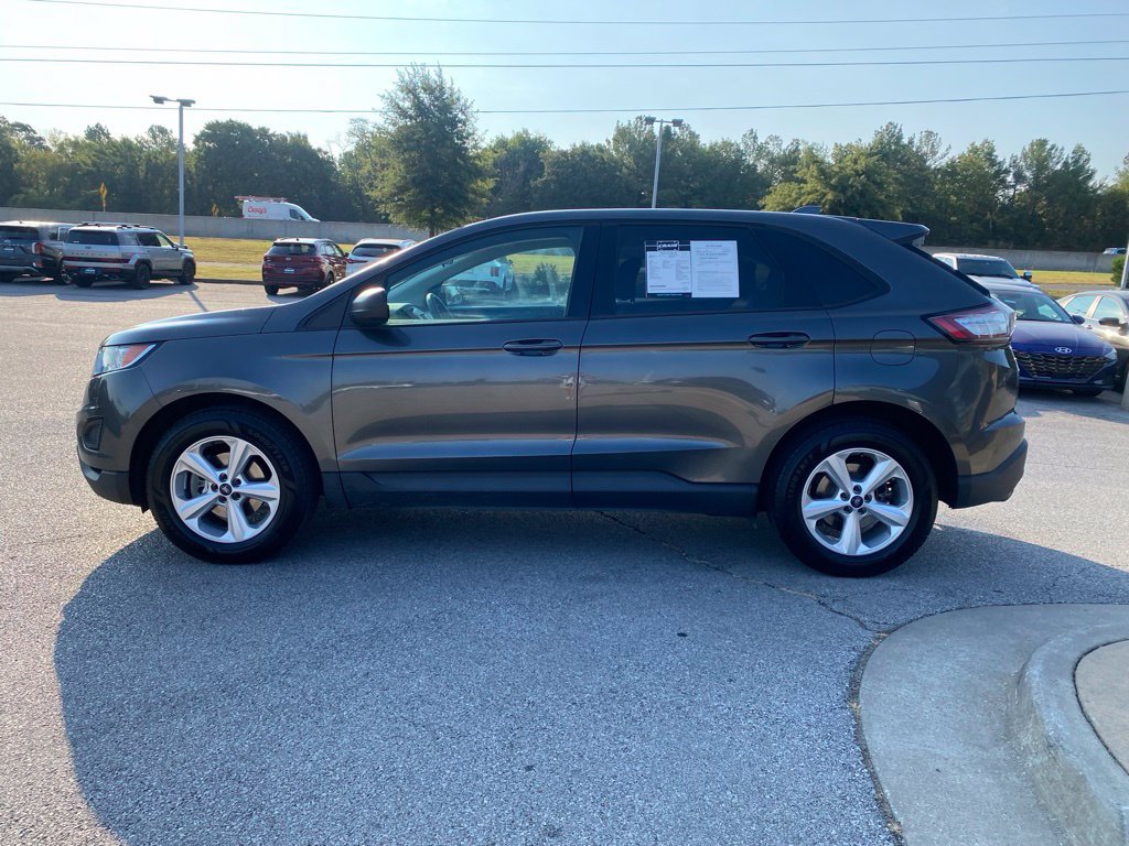Used 2016 Ford Edge SE FWD image 4