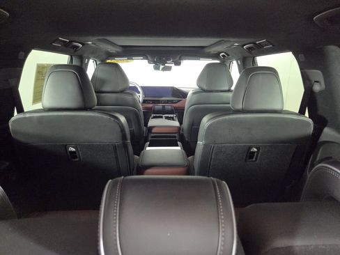 Used 2025 INFINITI QX80 Autograph w/ Autograph Exterior Package AWD/4WD image 32