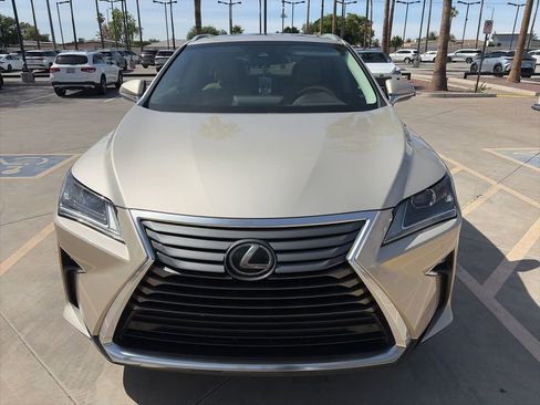 Used 2017 Lexus RX 350 FWD image 2