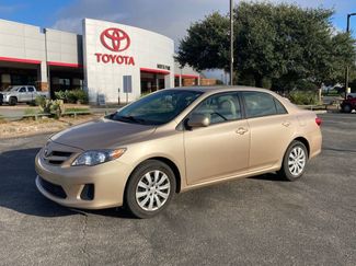 Used 2012 Toyota Corolla LE FWD video 1