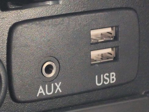 Used 2018 Subaru Outback 2.5i Premium image 29