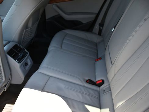 Used 2023 Audi A4 2.0T allroad Premium w/ Convenience Package AWD/4WD image 23