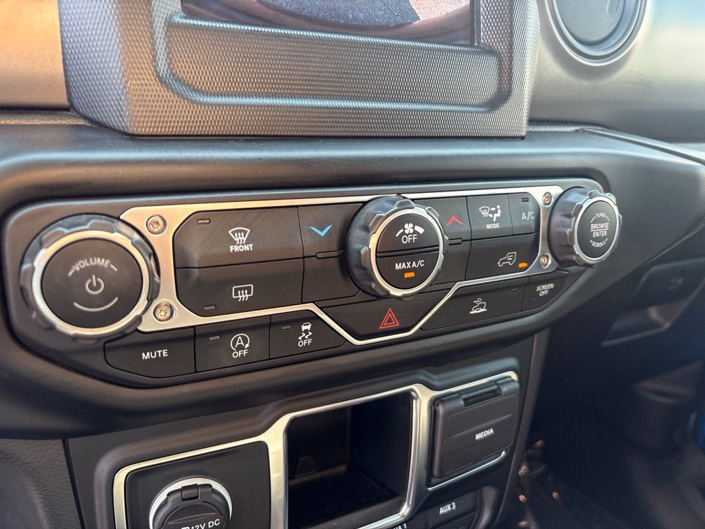 Used 2023 Jeep Wrangler Unlimited Sport AWD/4WD image 18