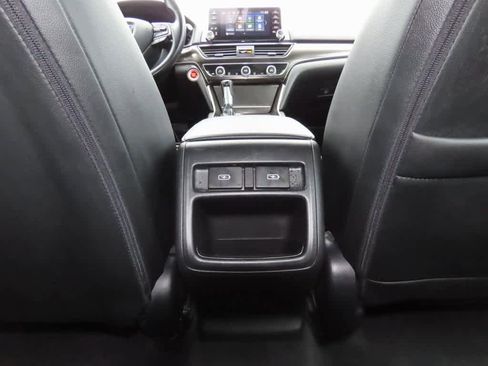Certified 2022 Honda Accord Sport image 22
