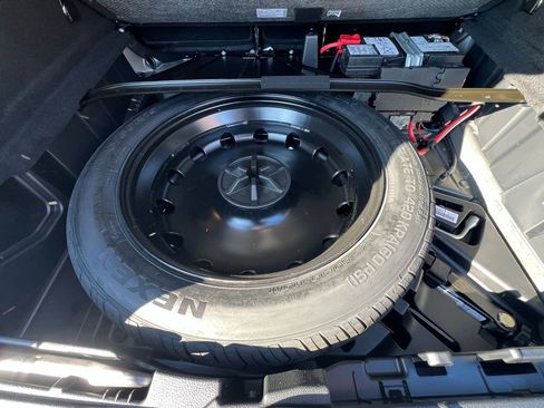 Certified 2026 Mercedes-Benz GLC 300 4MATIC image 39