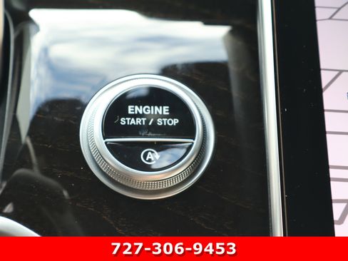 Certified 2024 Mercedes-Benz GLC 300 4MATIC image 29