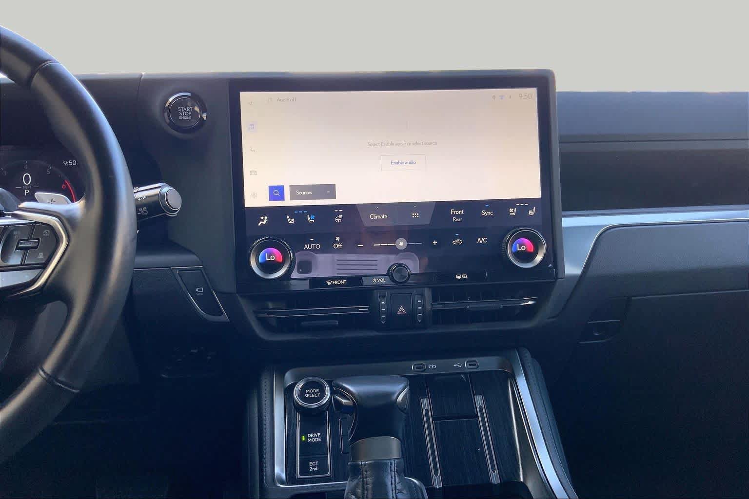 Used 2025 Lexus GX 550 w/ Accessory Package (2T) AWD/4WD image 12