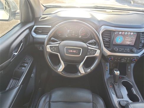 Used 2019 GMC Acadia SLT w/ LPO, Floor Liner Package image 15