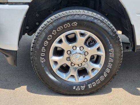 Used 2024 RAM 2500 Laramie AWD/4WD image 10