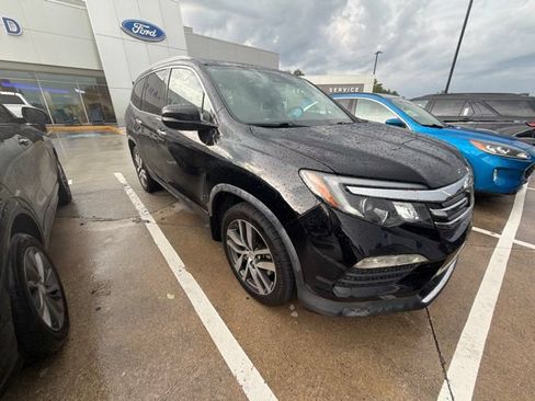 Used 2017 Honda Pilot Elite image 7