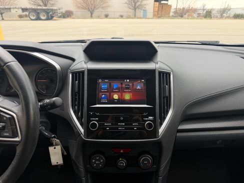 Used 2019 Subaru Crosstrek 2.0i Premium image 30