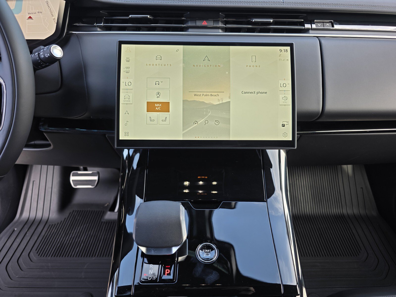 New 2026 Land Rover Range Rover Sport Dynamic SE AWD/4WD image 17