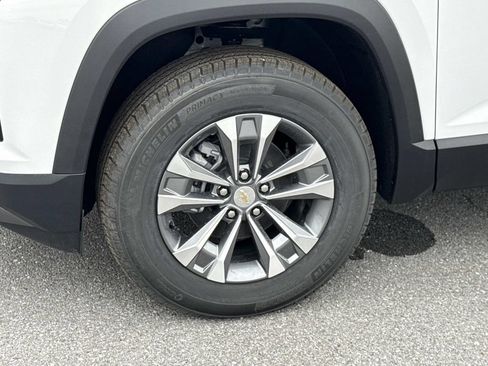 New 2026 Chevrolet Equinox LT AWD/4WD image 17