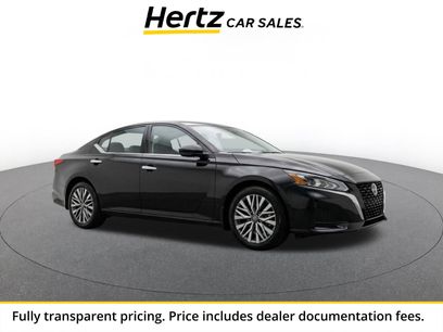 Used 2025 Nissan Altima 2.5 SV